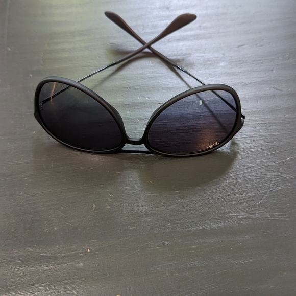 Ray-Ban - Picture 2 of 3